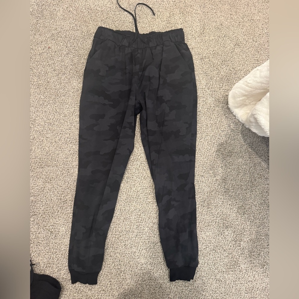 Lululemon Athletica Black Camouflage Joggers
